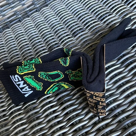 VANS “Off The Wall” Men’s socks - Picture 9 of 10
